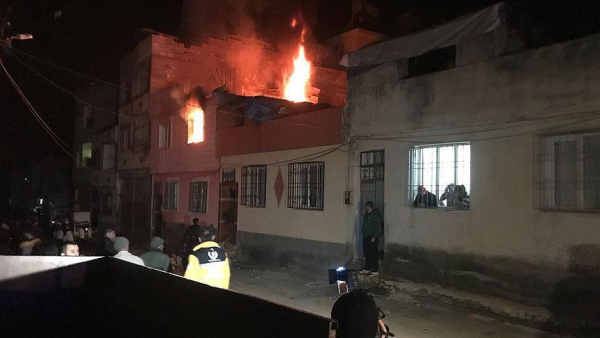 Türkiyəyə kütləvi raket hücumu: yaralılar var